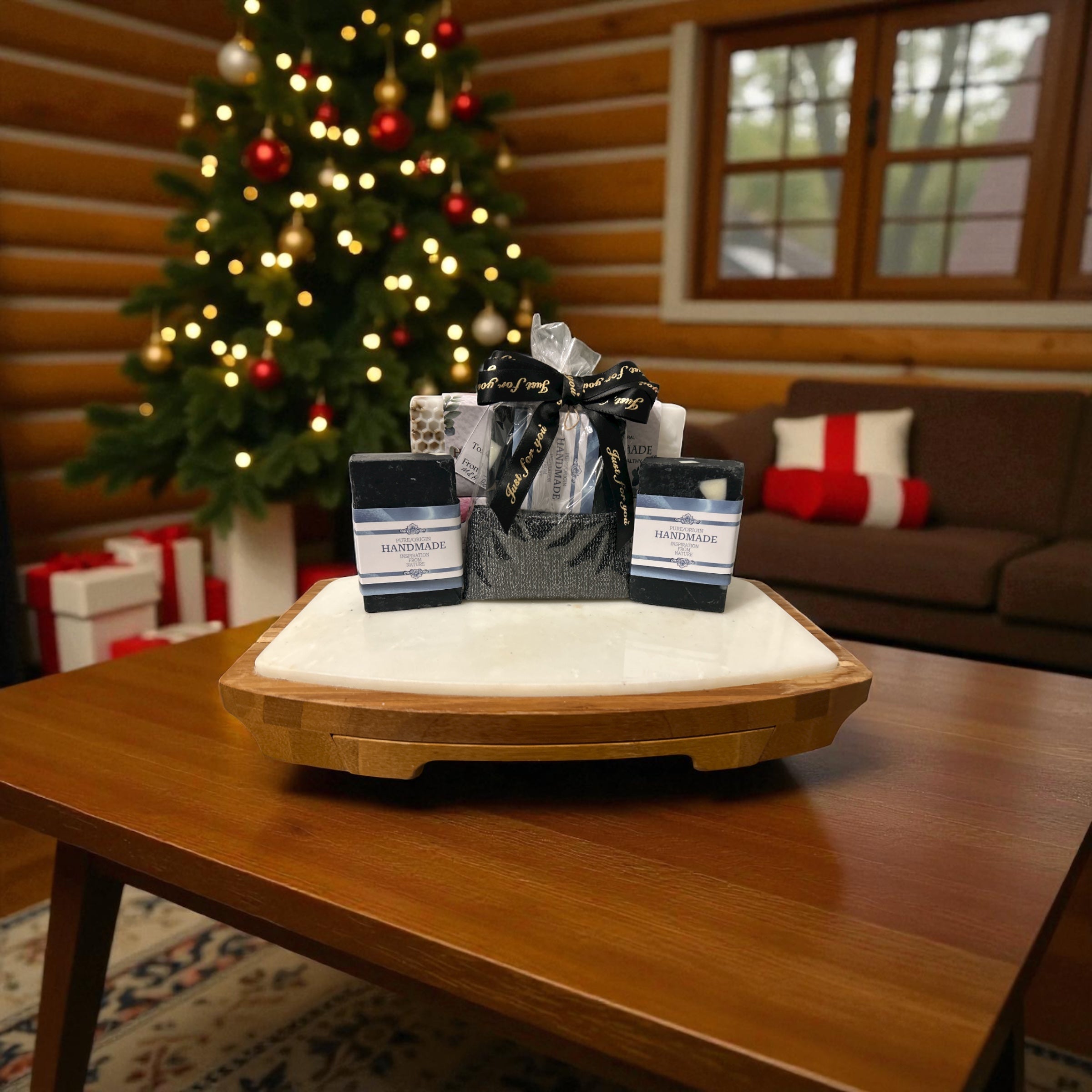 Activated Charcoal + Aloe Vera Unisex Luxury Face & Body Cleansing Bar